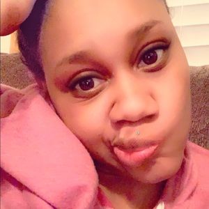 Meet your Posher, Jasmine